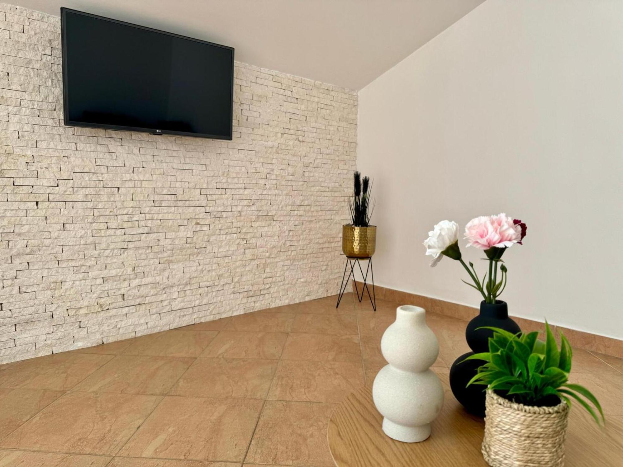 Apartments Franko Povljana Pokój zdjęcie