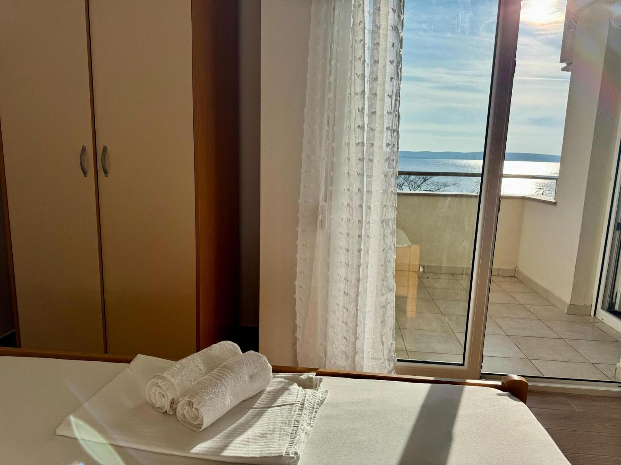 Apartments Franko Povljana Pokój zdjęcie